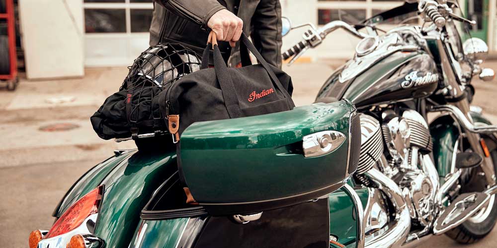 REMOTE HARD LOCKING SADDLEBAGS